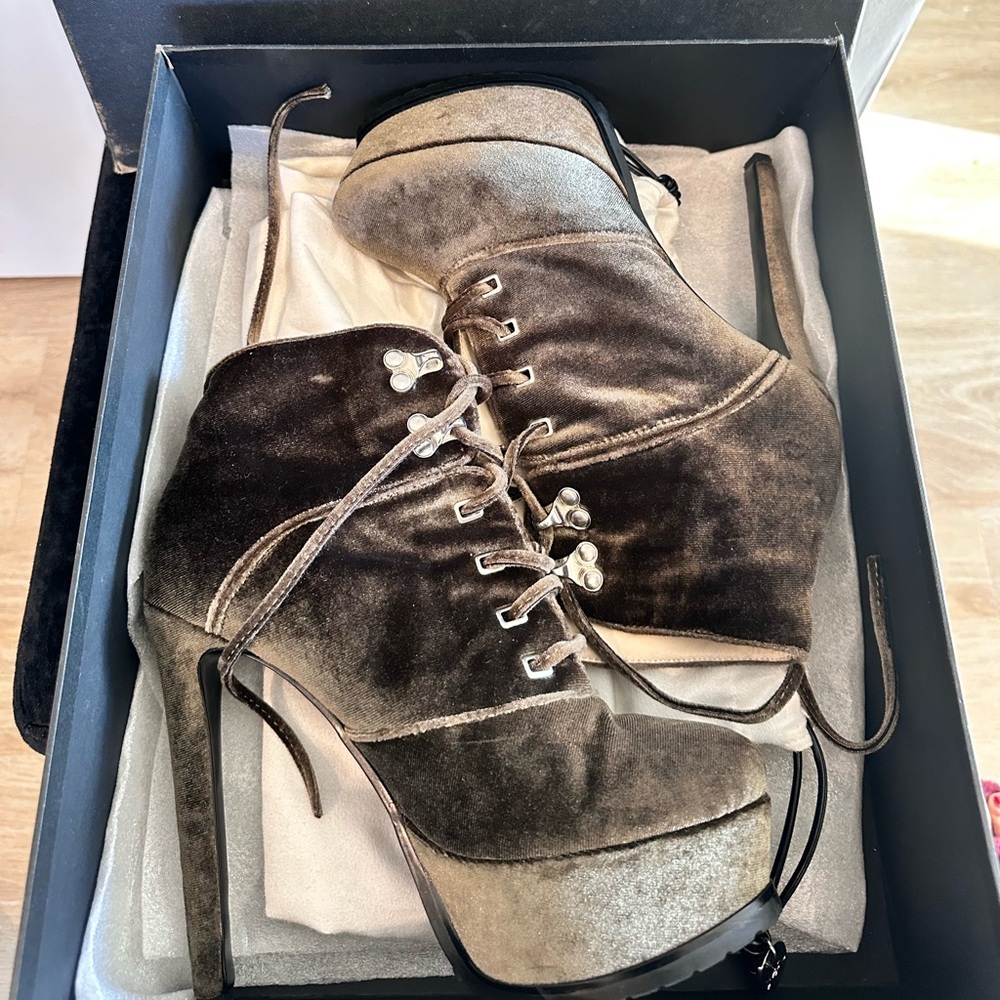 Mistress Rocks Velvet Lace-Up Platform Ankle Boots